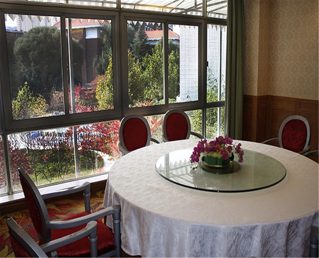Ningwozhuang Hotel Lanzhou Bagian luar foto